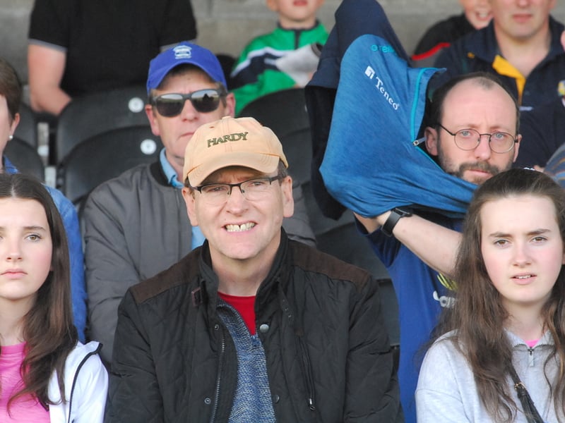 Leitrim had to give way to neighbours Sligo in the final Allianz NFL Division 4 clash in brilliant sunshine in Markievicz Park on Sunday, the home side winning by six points 2-16 to 2-10. Observer photographer Willie Donnellan was there to capture some great images of fans enjoying the action and the fabulous sunshine ..... see who you can spot! No promotion battle for Leitrim as Cavan and Tipperary book Allianz NFL Division 4 promotion spots Crowds enjoy the sunshine as Longford brush aside Leitrim in Allianz NHL Division 3B semi-final - GALLERY Crowds enjoy the sunshine as Longford brush aside Leitrim in Allianz NHL Division 3B semi-final - GALLERY