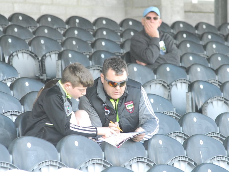   Leitrim had to give way to neighbours Sligo in the final Allianz NFL Division 4 clash in brilliant sunshine in Markievicz Park on Sunday, the home side winning by six points 2-16 to 2-10. Observer photographer Willie Donnellan was there to capture some great images of fans enjoying the action and the fabulous sunshine ..... see who you can spot! No promotion battle for Leitrim as Cavan and Tipperary book Allianz NFL Division 4 promotion spots Crowds enjoy the sunshine as Longford brush aside Leitrim in Allianz NHL Division 3B semi-final - GALLERY Crowds enjoy the sunshine as Longford brush aside Leitrim in Allianz NHL Division 3B semi-final - GALLERY