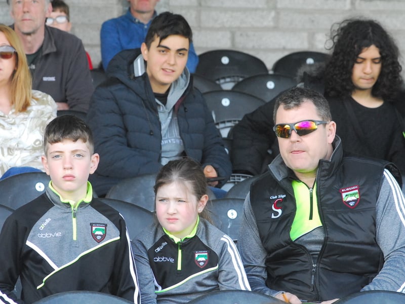 Leitrim had to give way to neighbours Sligo in the final Allianz NFL Division 4 clash in brilliant sunshine in Markievicz Park on Sunday, the home side winning by six points 2-16 to 2-10. Observer photographer Willie Donnellan was there to capture some great images of fans enjoying the action and the fabulous sunshine ..... see who you can spot! No promotion battle for Leitrim as Cavan and Tipperary book Allianz NFL Division 4 promotion spots Crowds enjoy the sunshine as Longford brush aside Leitrim in Allianz NHL Division 3B semi-final - GALLERY Crowds enjoy the sunshine as Longford brush aside Leitrim in Allianz NHL Division 3B semi-final - GALLERY