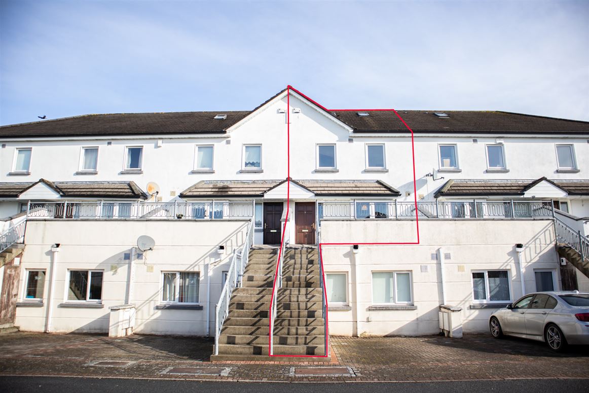 New to market: 3-bed duplex in Kilkenny offers prime location and ...