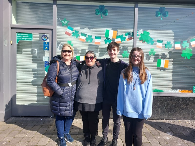 Susan Dumas from Carlow, Fran Scully, all the way from Sydney Australia (originally from Green Road in Carlow) and Susan's kids Bob and Millie enjoying the St Patrick's Day celebrations 