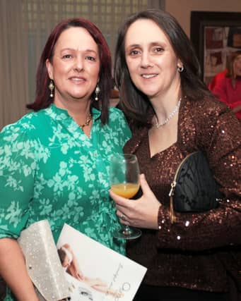 Limerick social influencer Sinead O’Brien was back last weekend with another Sinead's Curvy Style event at the Limerick Strand Hotel. The show featured fashion and beauty segments hosted by guest speakers. For more see Sinead's social account by clicking The show featured fashion and beauty segments hosted by guest speakers. For more see Sinead's social account by clicking here: For more pictures, just click 'NEXT'