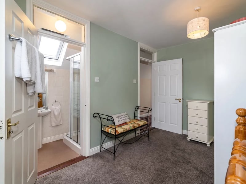Located on the Charleville Road in Tullamore, Oak Lodge is a four-bedroom home located on a third of an acre site that is for sale for €450,000. CLICK ON THE ARROWS ABOVE TO TAKE A LOOK AROUND THE HOUSE
