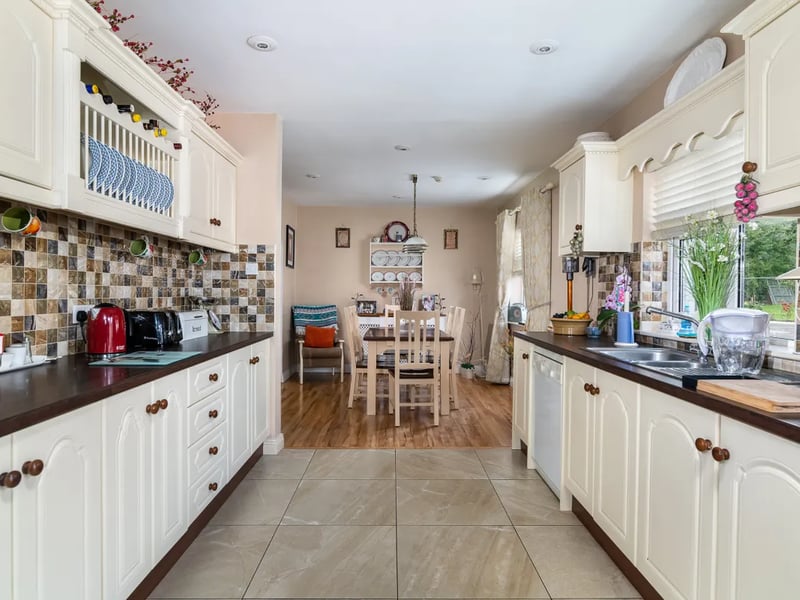 Located on the Charleville Road in Tullamore, Oak Lodge is a four-bedroom home located on a third of an acre site that is for sale for €450,000. CLICK ON THE ARROWS ABOVE TO TAKE A LOOK AROUND THE HOUSE