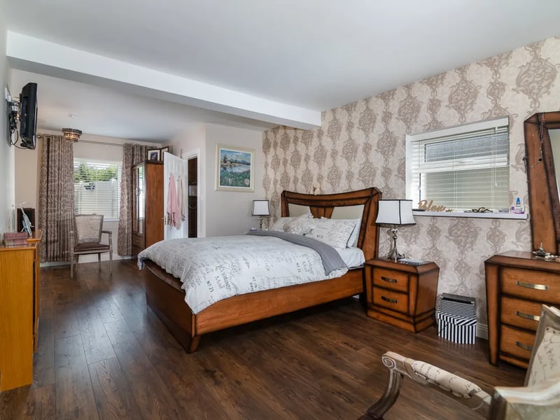 Located on the Charleville Road in Tullamore, Oak Lodge is a four-bedroom home located on a third of an acre site that is for sale for €450,000. CLICK ON THE ARROWS ABOVE TO TAKE A LOOK AROUND THE HOUSE