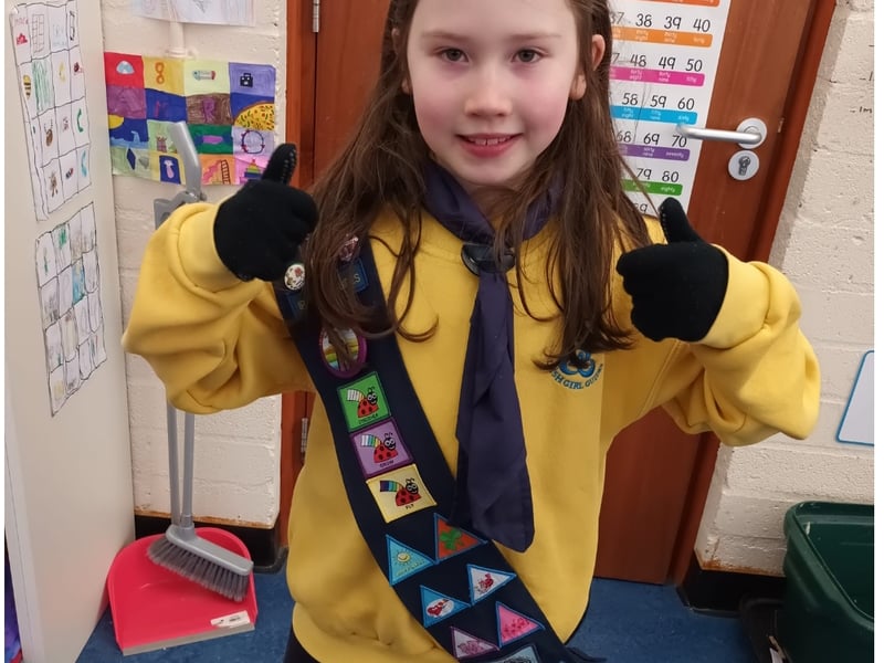 Knockbridge Girl Guides, Brownies and Ladybirds wore their uniforms to Knockbridge NS to mark World Thinking Day on Tuesday, February 22nd.