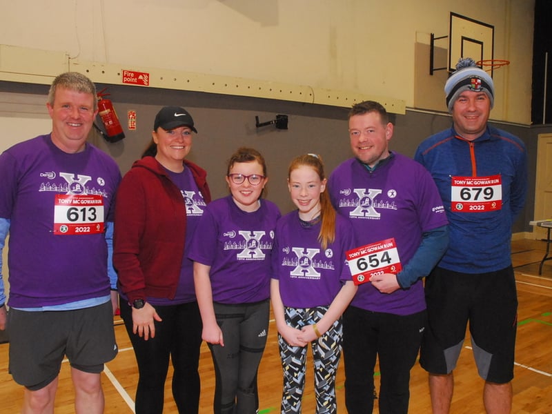   There was a huge turnout of competitors in Drumshanbo on Sunday as the Tony McGowan Road Races made a welcome return to the local running scene. With three races over 5Km, 10Km and half-marathon, there was plenty to challenge the serious athlete to the fun runner and the Observer's Willie Donnellan was there to capture some images of the athletes before the races .... see who you can spot! On a high after Leitrim hits the heights! Busy January for Leitrim Sports Partnership Fran Faulkner Memorial 5K Run and Walk