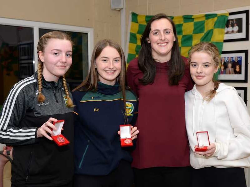   Ballinamore Sean O'Heslins were delighted to host Dublin and former Ireland rugby international Hannah Tyrell on Saturday. Hannah presented medals to our U14, U16 and Minor ladies teams. Hannah was an inspiration on the night and it was a fantastic opportunity for our players and supporters to meet such an accomplished player. A special thanks to Hannah for giving up her time to meet the players, a huge well done to the players who received medals and thanks to everyone that helped out on the night. Leitrim cruise to victory over Fermanagh in opening round of Lidl LGFA National League - GALLERY Melvin Gaels secures spot on Gaelic4teens LGFA programme Check out the 2021 Leitrim Observer Ladies Club team of the Year