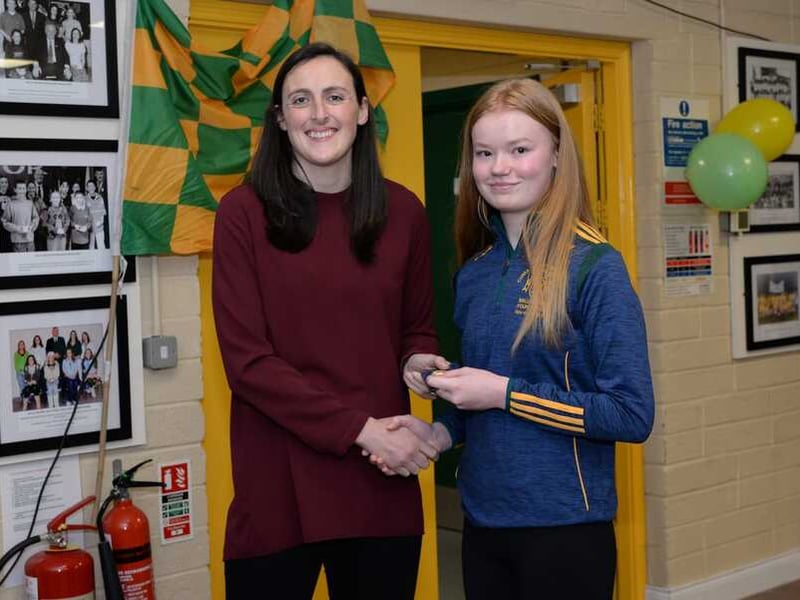   Ballinamore Sean O'Heslins were delighted to host Dublin and former Ireland rugby international Hannah Tyrell on Saturday. Hannah presented medals to our U14, U16 and Minor ladies teams. Hannah was an inspiration on the night and it was a fantastic opportunity for our players and supporters to meet such an accomplished player. A special thanks to Hannah for giving up her time to meet the players, a huge well done to the players who received medals and thanks to everyone that helped out on the night. Leitrim cruise to victory over Fermanagh in opening round of Lidl LGFA National League - GALLERY Melvin Gaels secures spot on Gaelic4teens LGFA programme Check out the 2021 Leitrim Observer Ladies Club team of the Year
