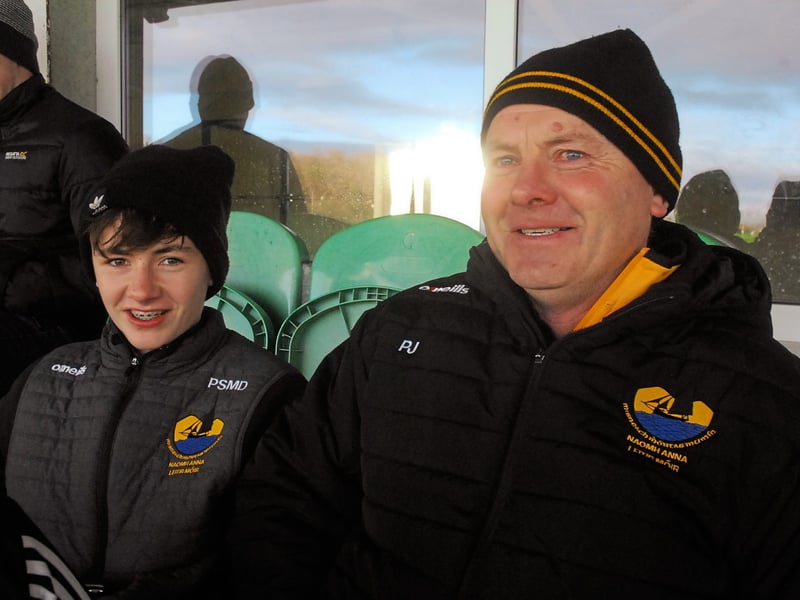 Use > to navigate photos Dedicated fans from St Patrick's Dromahair and Naomh Anna Leitir Mor in Galway braved the arctic cold on Saturday to cheer on their heroes in the AIB Connacht Club Intermediate Football Championship Quarter-Final in Pairc Sheain Ui Eslin, Ballinamore. It was a profitable four hour journey for the Gaeltacht based team who triumphed 2-13 to 0-5 and Observer photographer Willie Donnellan captured some great images of fans from both teams at the game .... see who you can spot! Andy Moran to open Leitrim campaign with Sligo clash in Connacht AirDome London calling for Leitrim as Ruislip winners drawn to face Mayo or Galway in 2022 Connacht SFC Semi-Final Blow for Mohill as manager Liam Keenan announced as new boss of Longford Slashers