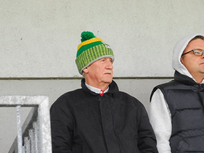 Use > to navigate photos   Dedicated fans from St Patrick's Dromahair and Naomh Anna Leitir Mor in Galway braved the arctic cold on Saturday to cheer on their heroes in the AIB Connacht Club Intermediate Football Championship Quarter-Final in Pairc Sheain Ui Eslin, Ballinamore. It was a profitable four hour journey for the Gaeltacht based team who triumphed 2-13 to 0-5 and Observer photographer Willie Donnellan captured some great images of fans from both teams at the game .... see who you can spot! Andy Moran to open Leitrim campaign with Sligo clash in Connacht AirDome London calling for Leitrim as Ruislip winners drawn to face Mayo or Galway in 2022 Connacht SFC Semi-Final Blow for Mohill as manager Liam Keenan announced as new boss of Longford Slashers