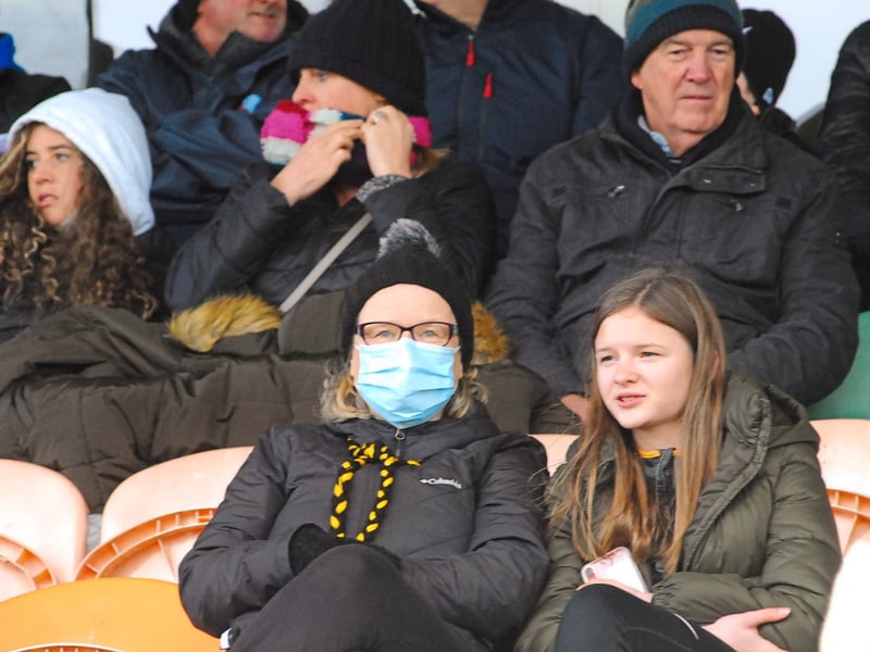 Use > to navigate photos   Dedicated fans from St Patrick's Dromahair and Naomh Anna Leitir Mor in Galway braved the arctic cold on Saturday to cheer on their heroes in the AIB Connacht Club Intermediate Football Championship Quarter-Final in Pairc Sheain Ui Eslin, Ballinamore. It was a profitable four hour journey for the Gaeltacht based team who triumphed 2-13 to 0-5 and Observer photographer Willie Donnellan captured some great images of fans from both teams at the game .... see who you can spot! Andy Moran to open Leitrim campaign with Sligo clash in Connacht AirDome London calling for Leitrim as Ruislip winners drawn to face Mayo or Galway in 2022 Connacht SFC Semi-Final Blow for Mohill as manager Liam Keenan announced as new boss of Longford Slashers