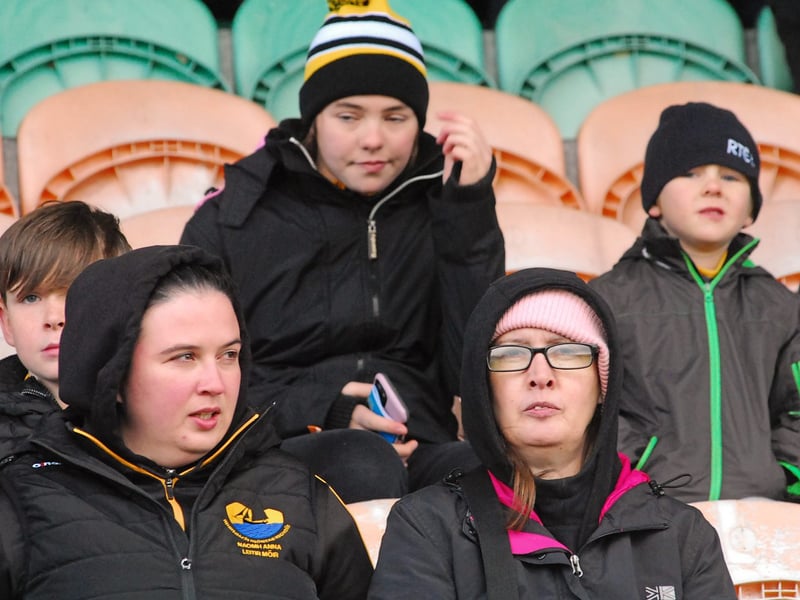 Use > to navigate photos   Dedicated fans from St Patrick's Dromahair and Naomh Anna Leitir Mor in Galway braved the arctic cold on Saturday to cheer on their heroes in the AIB Connacht Club Intermediate Football Championship Quarter-Final in Pairc Sheain Ui Eslin, Ballinamore. It was a profitable four hour journey for the Gaeltacht based team who triumphed 2-13 to 0-5 and Observer photographer Willie Donnellan captured some great images of fans from both teams at the game .... see who you can spot! Andy Moran to open Leitrim campaign with Sligo clash in Connacht AirDome London calling for Leitrim as Ruislip winners drawn to face Mayo or Galway in 2022 Connacht SFC Semi-Final Blow for Mohill as manager Liam Keenan announced as new boss of Longford Slashers
