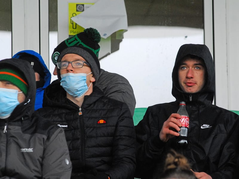 Use > to navigate photos Dedicated fans from St Patrick's Dromahair and Naomh Anna Leitir Mor in Galway braved the arctic cold on Saturday to cheer on their heroes in the AIB Connacht Club Intermediate Football Championship Quarter-Final in Pairc Sheain Ui Eslin, Ballinamore. It was a profitable four hour journey for the Gaeltacht based team who triumphed 2-13 to 0-5 and Observer photographer Willie Donnellan captured some great images of fans from both teams at the game .... see who you can spot! Andy Moran to open Leitrim campaign with Sligo clash in Connacht AirDome London calling for Leitrim as Ruislip winners drawn to face Mayo or Galway in 2022 Connacht SFC Semi-Final Blow for Mohill as manager Liam Keenan announced as new boss of Longford Slashers