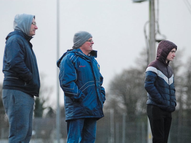 Use > to navigate photos Dedicated fans from St Patrick's Dromahair and Naomh Anna Leitir Mor in Galway braved the arctic cold on Saturday to cheer on their heroes in the AIB Connacht Club Intermediate Football Championship Quarter-Final in Pairc Sheain Ui Eslin, Ballinamore. It was a profitable four hour journey for the Gaeltacht based team who triumphed 2-13 to 0-5 and Observer photographer Willie Donnellan captured some great images of fans from both teams at the game .... see who you can spot! Andy Moran to open Leitrim campaign with Sligo clash in Connacht AirDome London calling for Leitrim as Ruislip winners drawn to face Mayo or Galway in 2022 Connacht SFC Semi-Final Blow for Mohill as manager Liam Keenan announced as new boss of Longford Slashers