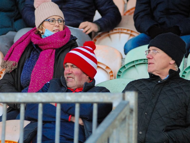 Use > to navigate photos Dedicated fans from St Patrick's Dromahair and Naomh Anna Leitir Mor in Galway braved the arctic cold on Saturday to cheer on their heroes in the AIB Connacht Club Intermediate Football Championship Quarter-Final in Pairc Sheain Ui Eslin, Ballinamore. It was a profitable four hour journey for the Gaeltacht based team who triumphed 2-13 to 0-5 and Observer photographer Willie Donnellan captured some great images of fans from both teams at the game .... see who you can spot! Andy Moran to open Leitrim campaign with Sligo clash in Connacht AirDome London calling for Leitrim as Ruislip winners drawn to face Mayo or Galway in 2022 Connacht SFC Semi-Final Blow for Mohill as manager Liam Keenan announced as new boss of Longford Slashers