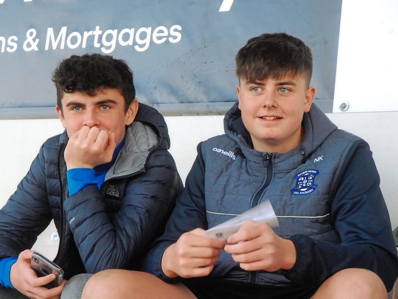 Use > to navigate photos Ballinamore Sean O'Heslins came within a whisker of creating a huge shock in the AIB Connacht Club Senior Championship as they went down to a 2-8 to 0-16 defeat at the hands of Mountbellew Moylough on Sunday. Observer photographer Willie Donnellan was there to capture some great shots of fans from both teams enjoying the action in Avant Money Pairc Sean Mac Diarmada - see who you can spot at the game! Heartbreak for St Joseph's in epic Connacht Club clash - GALLERY Cluainin pipped by powerful Easkey in Connacht Semi-Final - GALLERY BREAKING Update: Ballinamore scratch card winner gets an even bigger "surprise"