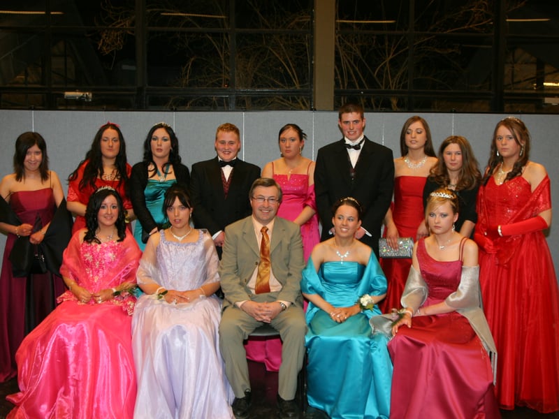Will you recognise any familiar faces? Get tagging CLICK ON NEXT> ABOVE TO GO THROUGH THE FULL GALLERY OF PICTURES
