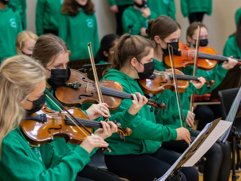 Tullamore Stage School Choir & Orchestra, under Musical Director Regina McCarthy, launched their first CD 'Dare to Dream' recently at the Charleville Centre, Tullamore.