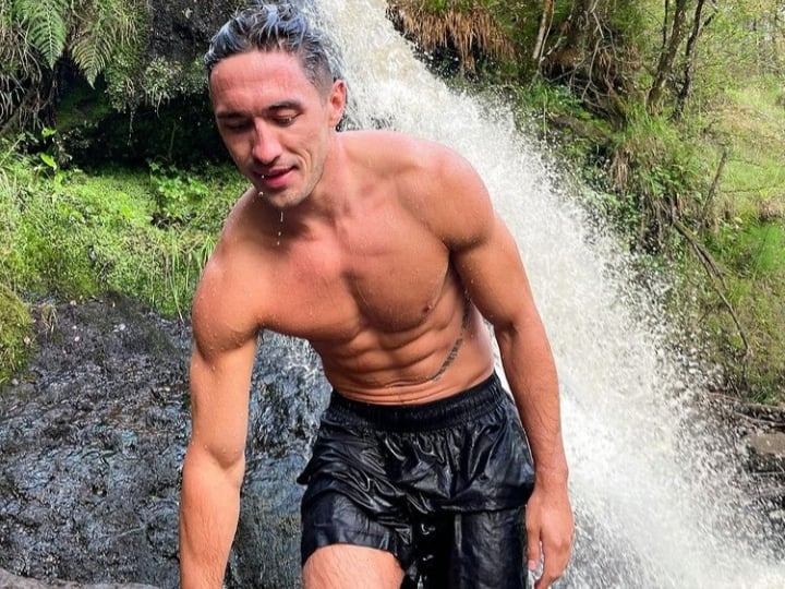 Love Island 2019 winner and Irish rugby 7s star Greg O'Shea has been exploring Offaly. He visited both Kinnitty and Birr as he took in the sights and sounds of the county. TAP NEXT/PREV BUTTONS ABOVE TO SEE ALL THE PICTURES FROM HIS VISIT