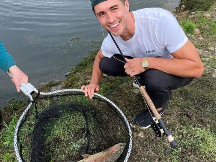 Love Island 2019 winner and Irish rugby 7s star Greg O'Shea has been exploring Offaly. He visited both Kinnitty and Birr as he took in the sights and sounds of the county. TAP NEXT/PREV BUTTONS ABOVE TO SEE ALL THE PICTURES FROM HIS VISIT