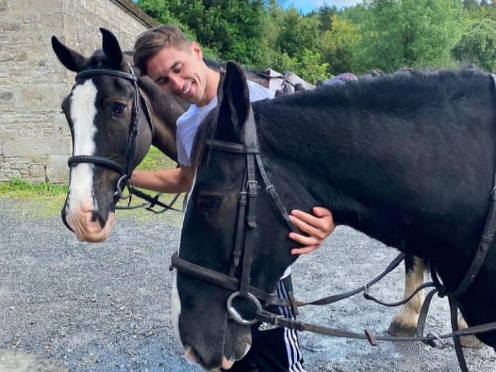 Love Island 2019 winner and Irish rugby 7s star Greg O'Shea has been exploring Offaly. He visited both Kinnitty and Birr as he took in the sights and sounds of the county. TAP NEXT/PREV BUTTONS ABOVE TO SEE ALL THE PICTURES FROM HIS VISIT