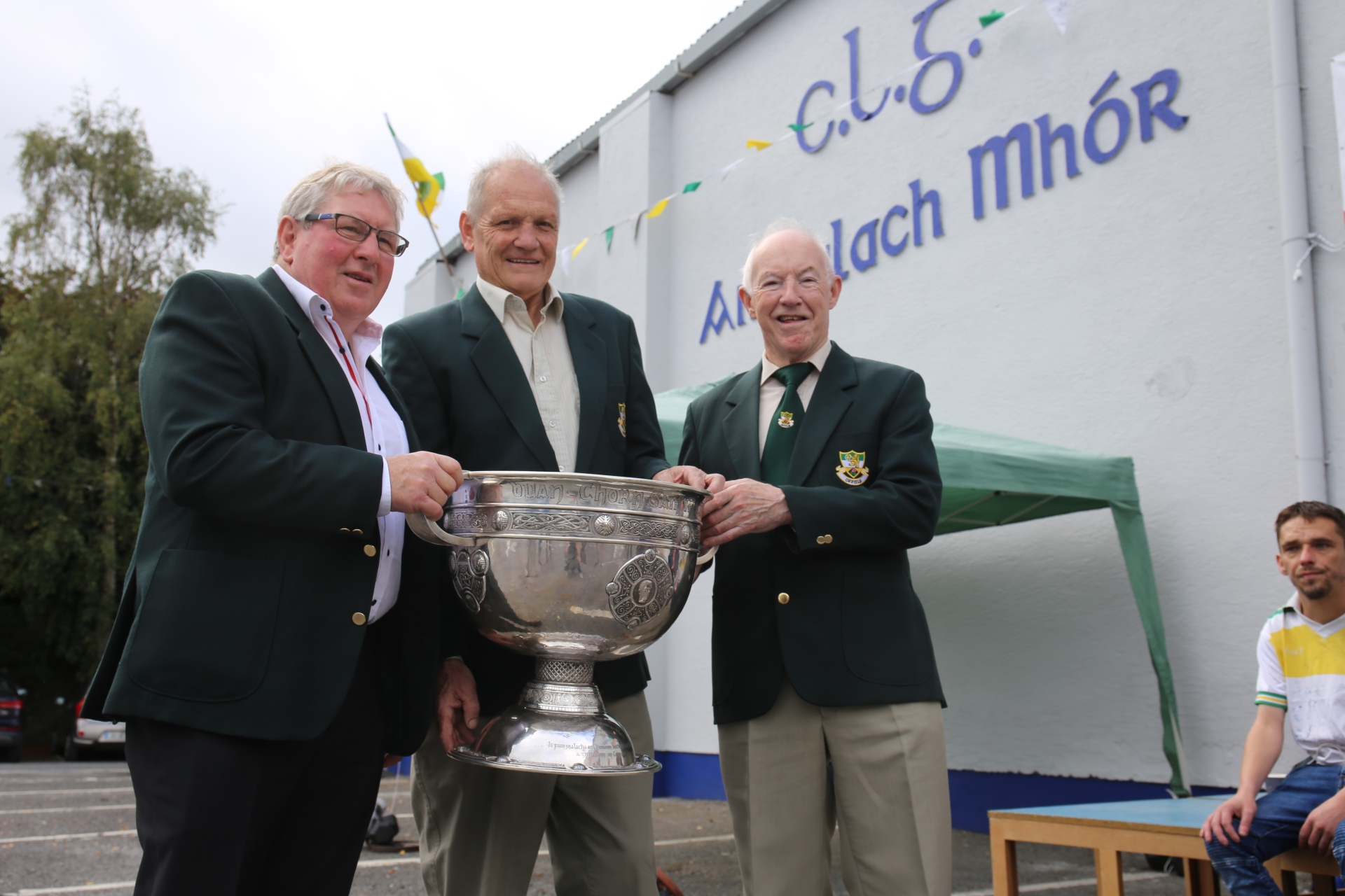 Former Laois Offaly TD and Taoiseach Brian Cowen has showed his support for a local charity which has raised huge sums of money Mr Cowen was on hand as Offaly All-Ireland Footballing champs from 1971 paraded the Sam Maguire Cup once again to back the Paddy Fenning Walk which has raised more than €150,000 . Fifty years to the day since they made the historic breakthrough by winning the county’s first ever senior All-Ireland title, the team reunited to honour their late teammate, who passed away last year after a stoic battle with motor neurone disease (MND). Mr Cowen the launch the walk, commenting that the “spirit of Paddy Fenning is alive and well here this morning” and referencing “the great life that he lived, the great Tullamore man that he was”. He remembered how when playing underage football with Clara, opposing Tullamore teams invariably had Paddy Fenning at the helm and that defeat was often their lot.  Mr Cowen also recalled the Offaly team’s success of the early 70s and how, like youngsters all around the county at that time, he strived to perfect the “Tony McTague sidestep”. He added: “I’m grateful for the opportunity to support this wonderful cause and I think of him [Paddy Fenning] and many others who have gone to their eternal reward but have left behind a great legacy and I hope that, in the years to come, we’re able to keep it up.” KEEP READING BELOW PICTURE AND TO SEE THE FULL GALLERY OF PICTURES CLICK ON NEXT ABOVE Picture - Ciara Kinnarney The last of Paddy’s many initiatives - to raise €150,000 for MND research and support services as well as homeless causes in Offaly - was realised with the sum surpassed as contributions poured in at Tullamore GAA Centre on Sunday morning ahead of the walk, which had some 300 participants. The walk set off from Tullamore GAA Centre and down Convent View before continuing along the Grand Canal and returning on a loop to complete the 5km route.  To complete the walk, Willie Bryan and Tony McTague, the respective