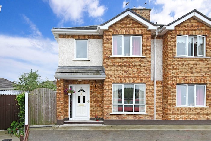 This house at 50 The Sycamores, Edenderry, sold for a maiden bid of €145,000 CLICK ON NEXT> TO VIEW THE NEXT PROPERTY