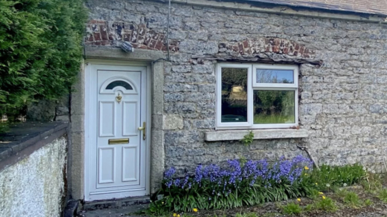 Click 'Next>' Above To View Property 2 SNOWDROP COTTAGE, DUNGARVAN VILLAGE, CO. KILKENNY FOR SALE - €75,000 Fran Grincell Properties brings Snowdrop Cottage in Dungarvan, Co. Kilkenny into the property market as a property bursting with "olde world" charm and renovation potential. "Owning a property of this type is special and there's huge potential in owning one," the estate agent says. "There's nothing complicated about renovation in an old property. They were constructed with simple materials in a time of average workmanship and by straight-forward people. No need to complicate them. "This is a question of recognizing location potential and opportunity and to renovate and possibly add to a lovely simple cottage. "Loving old properties and recognizing the opportunity to live in a special way and have a different lifestyle is often about recognizing opportunity, this could be it." Dungarvan Village is a unique historic village close to Thomastown, Gowran and is a 20 minute drive to Kilkenny City. This property can be sold individually or with Property 2 - click 'Next Story' for Property 2