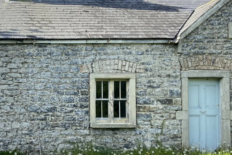 Click 'Next>' Above To View Properties In Full on Daft.ie BLUE BELL COTTAGE, DUNGARVAN VILLAGE, CO. KILKENNY FOR SALE - €75,000 Fran Grincell Properties brings Blue Bell Cottage in Dungarvan, Co. Kilkenny into the property market as a property bursting with "olde world" charm and renovation potential. "Owning a property of this type is special and there's huge potential in owning one," the estate agent says. "There's nothing complicated about renovation in an old property. They were constructed with simple materials in a time of average workmanship and by straight-forward people. No need to complicate them. "This is a question of recognizing location potential and opportunity and to renovate and possibly add to a lovely simple cottage. "Loving old properties and recognizing the opportunity to live in a special way and have a different lifestyle is often about recognizing opportunity, this could be it." Dungarvan Village is a unique historic village close to Thomastown, Gowran and is a 20 minute drive to Kilkenny City. This property can be sold individually or with Property 1 - click 'Next Story' To View Properties In Full on Daft.ie