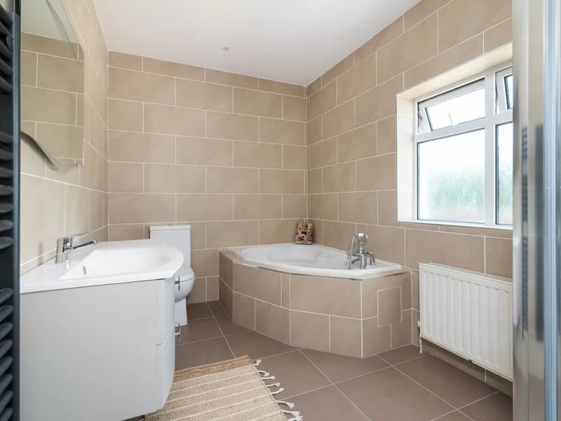 USE THE NEXT> ABOVE TO CONTINUE YOUR TOUR AROUND THIS STUNNING HOME What is described as a 'next generation property' with immense potential is now on the market. Located between Horseleap and Moate, 'Kilnahinch' is on the market for €595,000