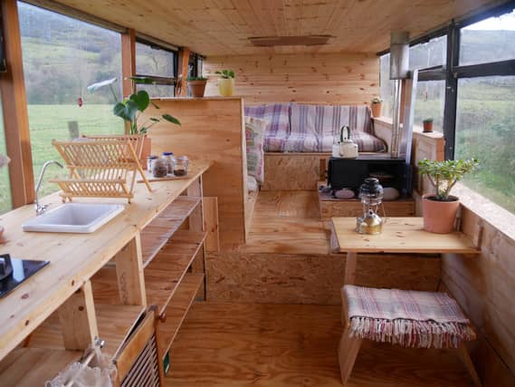The bus measures approximately 27 foot in length with an internal chamber of 18 foot, it's insulated with sheep's wool and boasts a solid wood counter, a brand new gas hob and a Belfast sink.