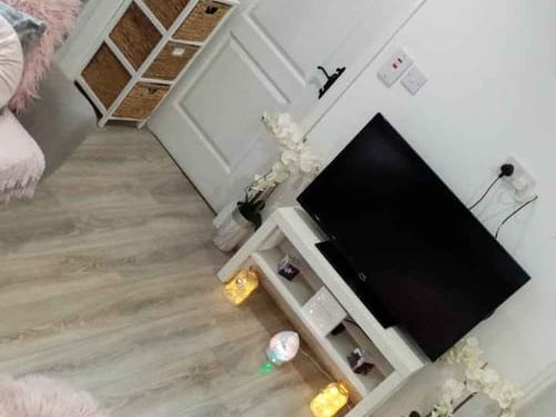 The sellers said they are open to all reasonable offers. 