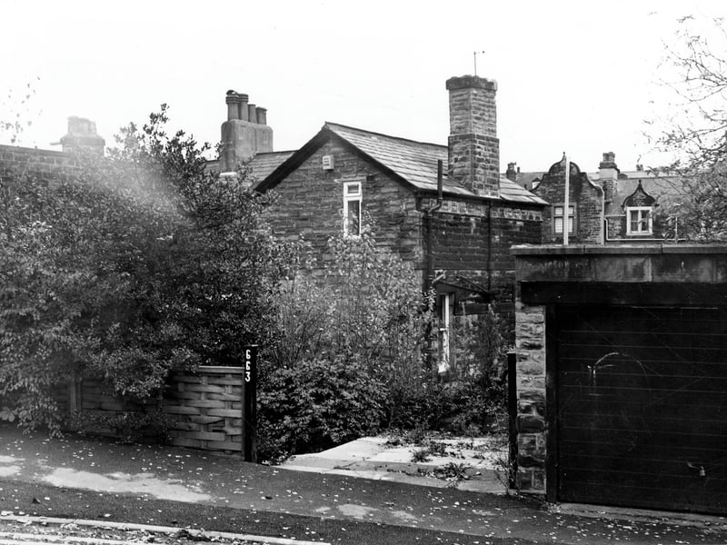 Gledhow Rise showing the rear of a semi-detached house which faces onto Roundhay Road. Pictured in November 1984.