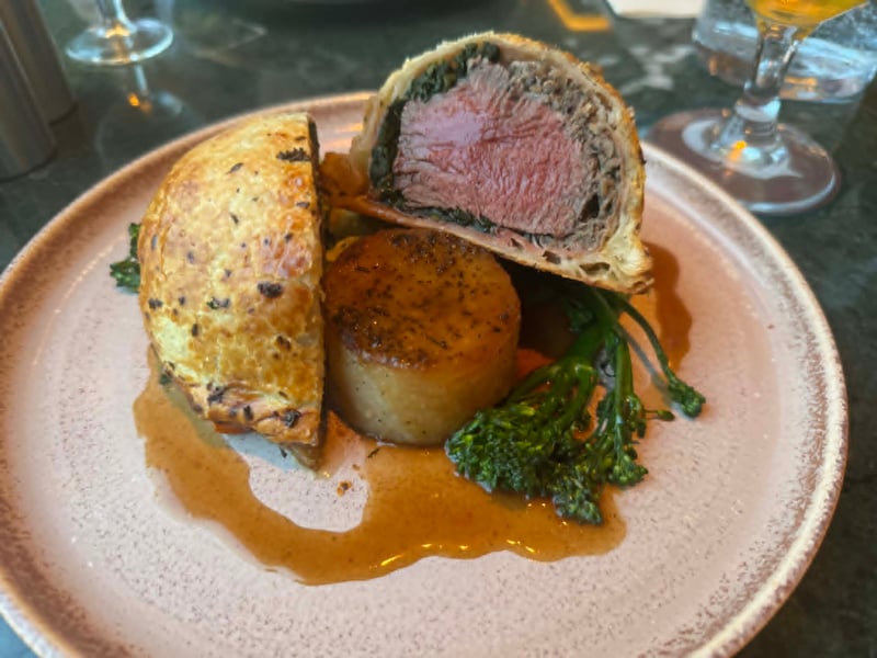 As soon as I saw this on the menu, I just had to order the individual beef wellington. Fillet steak, parma ham, mushroom duxelle, puff pastry, red wine jus, maple glazed carrots, fondant potato and charred broccoli. This for me was the star of the show and was cooked to perfection.
