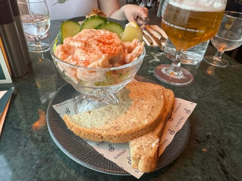 I went for the classic prawn cocktail - including Atlantic prawns, creamy marie rose gem leaf, lemon and pickled cucumber salad, soft brown bread and butter.