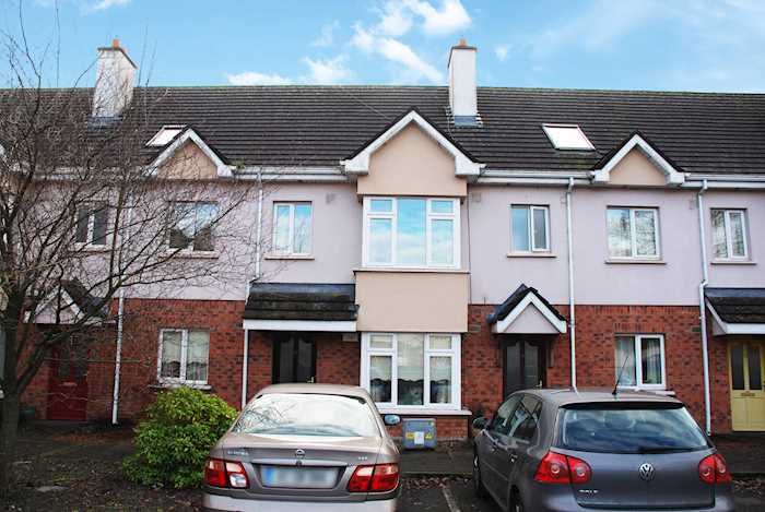 Apartment 19 Tanner Hall, Athy Road, Carlow Town, Carlow with a reserve price of €75,000