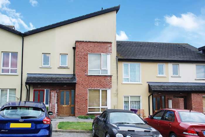 You can see all the Waterford properties up for auction with BidX1 in October here.