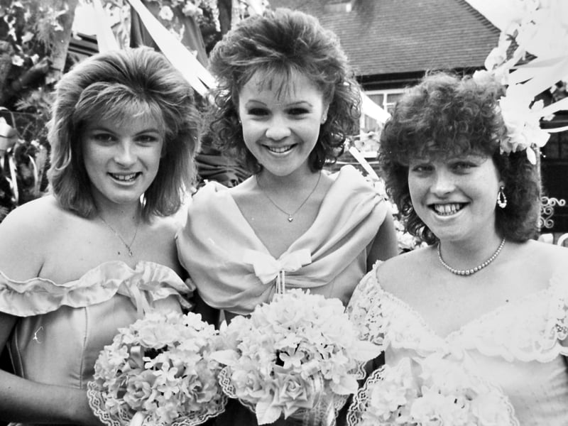 Bridgnorth Festival, May 1988. Festival Queen Claire Fullwood (centre) with attendants Hayley Smith (left) and Helen Dodd prepare to lead the town’s carnival procession.