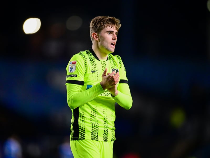 The full-back underwent knee surgery earlier this month and is expected to return to the fold in pre-season.