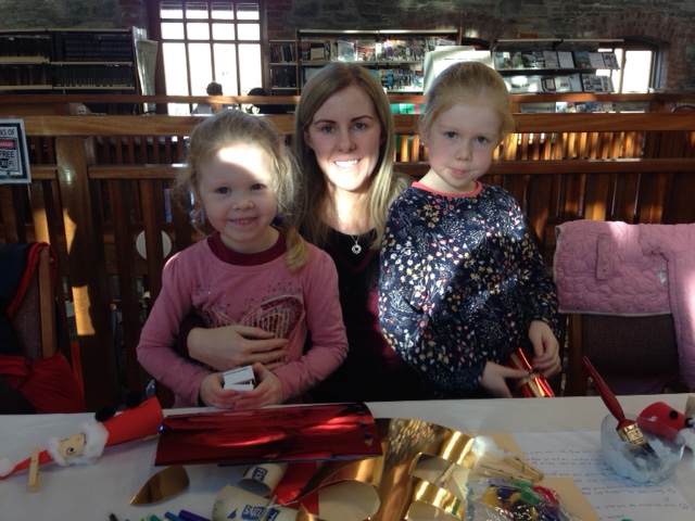 It was attended by over 20 local children and their parents. The children made Christmas crafts such as Christmas trees, sleighs and items for an advent calendar.