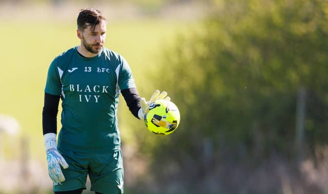 Smudger is back and raring to go. Thrown in off the bench after Sallinger's moment of madness last weekend, the experienced keeper is the proverbial safe pair of hands.