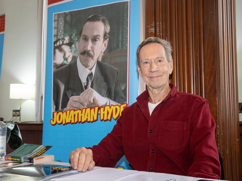 Huge crowds have flocked to Portsmouth Guildhall for Comic Con 2026.

Pictured: Jonathan Hyde signing autographs

Picture: Alex Shute 