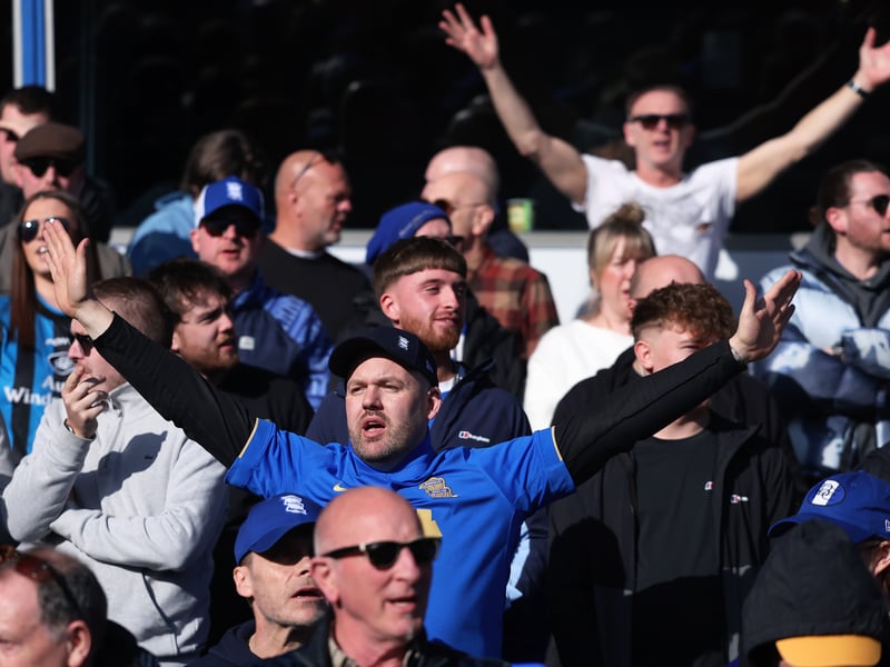 Average home attendance: 27,163.