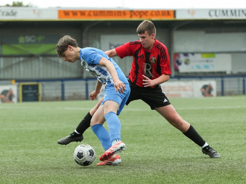Fareham Town Creeksiders v United Services Portsmouth Royals