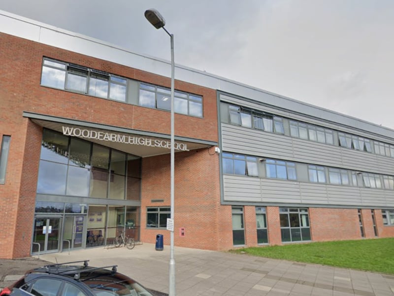 Located in Thornliebank, in East Renfrewshire, 74 per cent of pupils at Woodfarm High School gain at least five Highers. 6.6 per cent of its 686 pupils are classed as being from 'deprived' backgrounds.