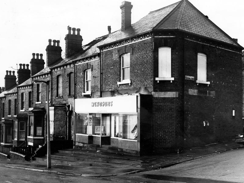 Windsors licensed betting shop number at 79 Hyde Park Road on the left at the corner of Hartwell Road on the right. Pictured in December 1972.