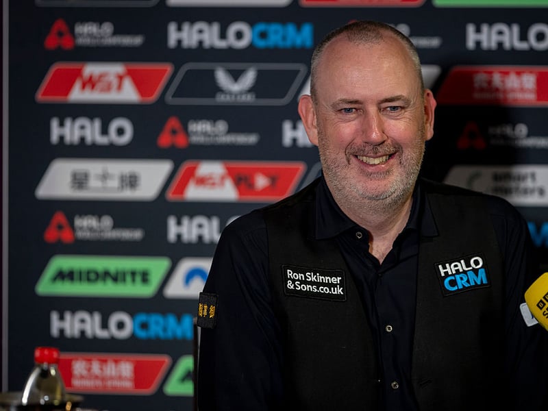 A £177,000 cheque for winning the Xi'an Grand Prix, along with a semi-final and five quarter-finals helped Mark Williams to earning of £502,800.