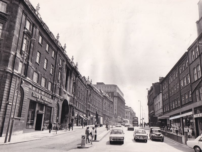 The Headrow in June 1971.