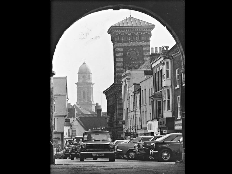 Bridgnorth High Street pictured in September 1972.
